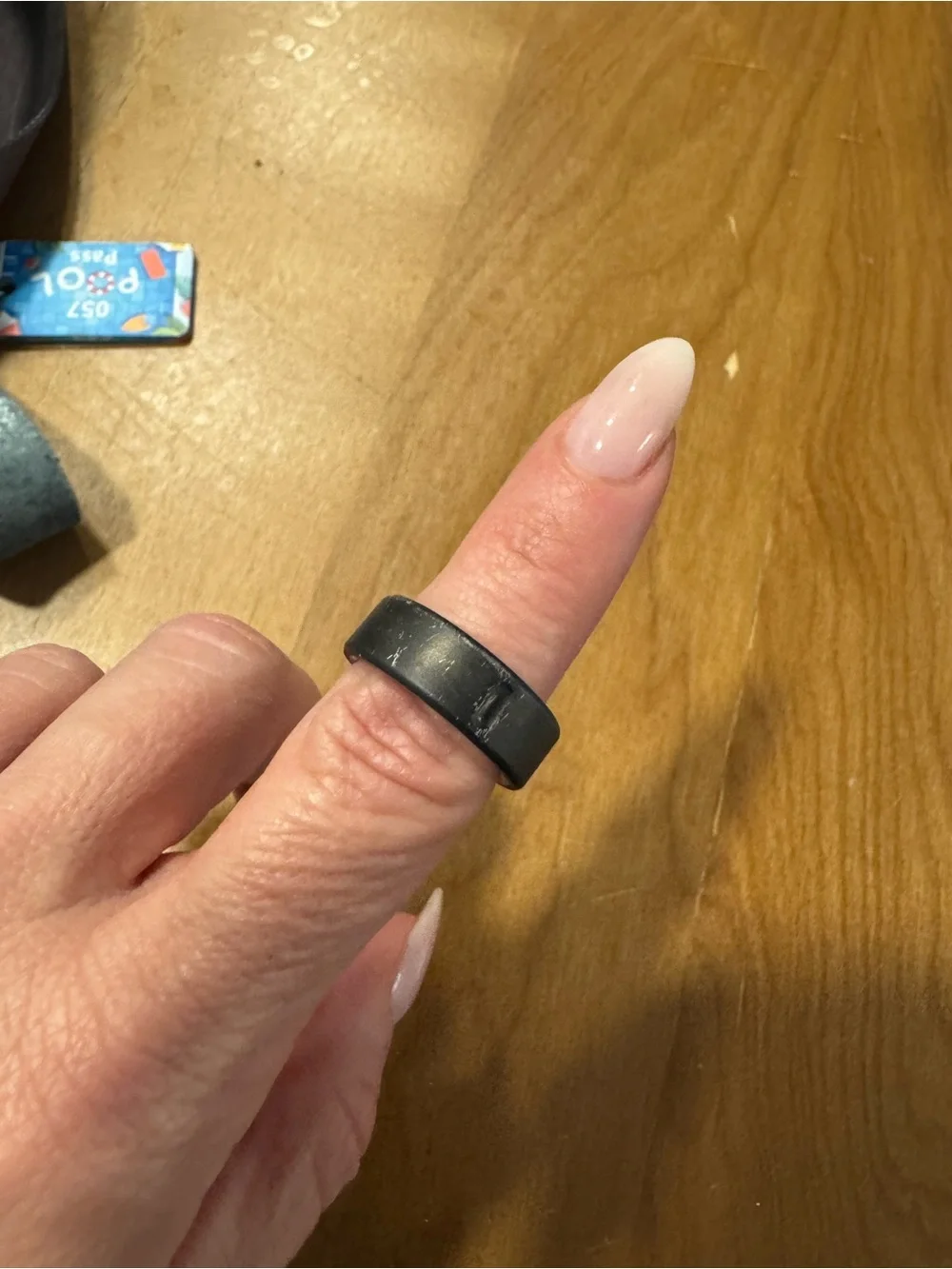 Oura Gen 4 Ring color Stealth size 9